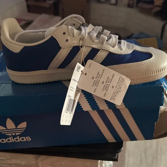 Adidas Classic Dodger Blue and White OG Sambas - Picture 2 of 6